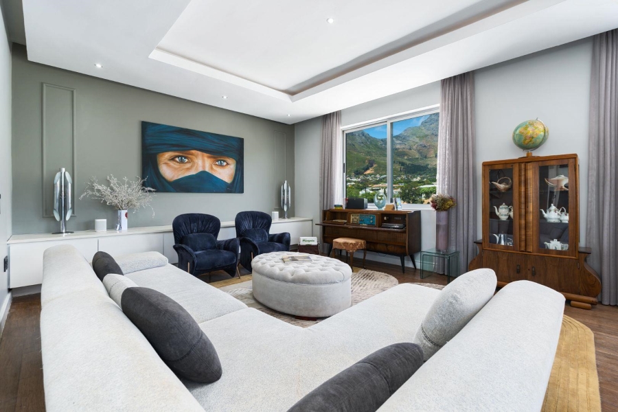 3 Bedroom Property for Sale in Oranjezicht Western Cape